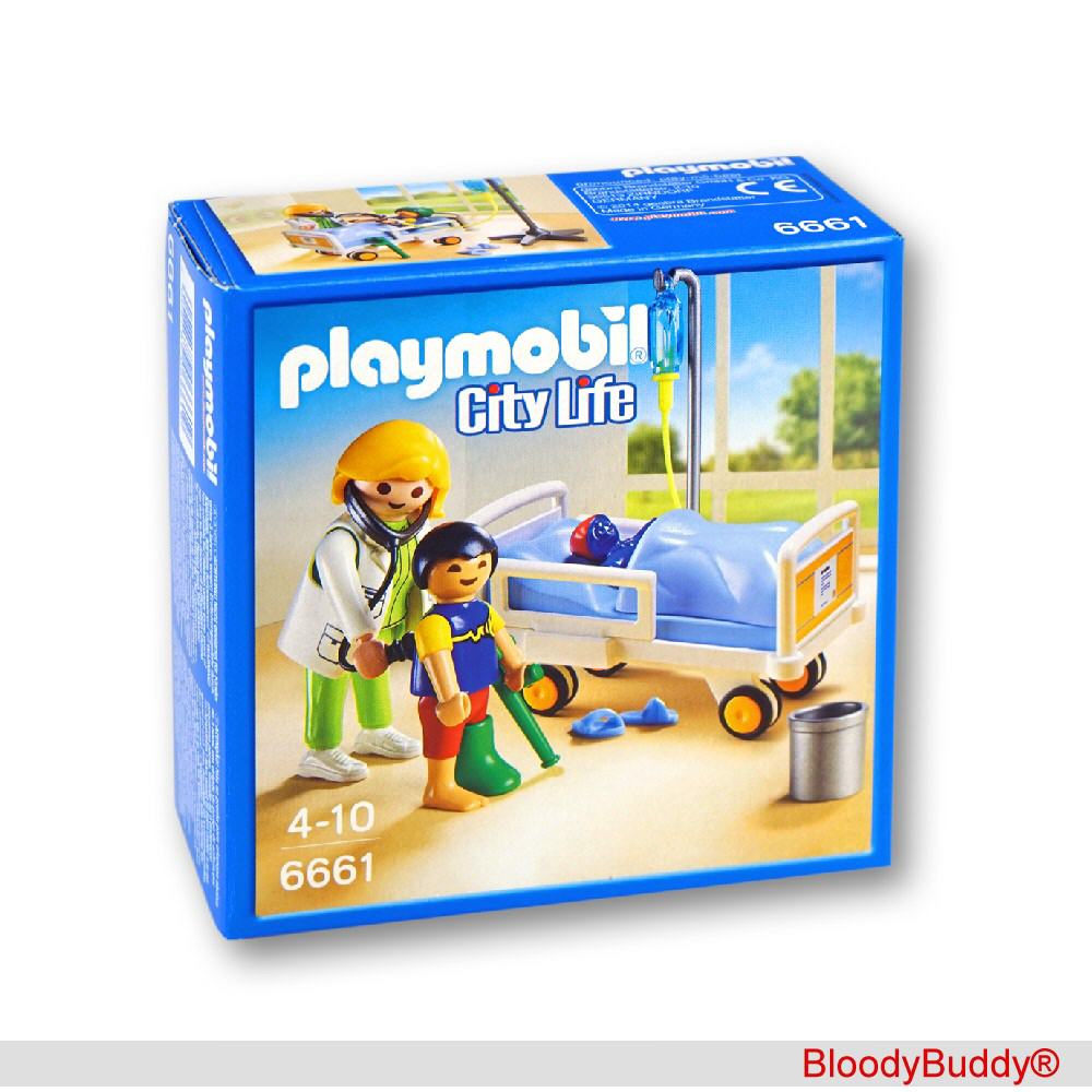 Playmobil &Auml;rztin am Krankenbett