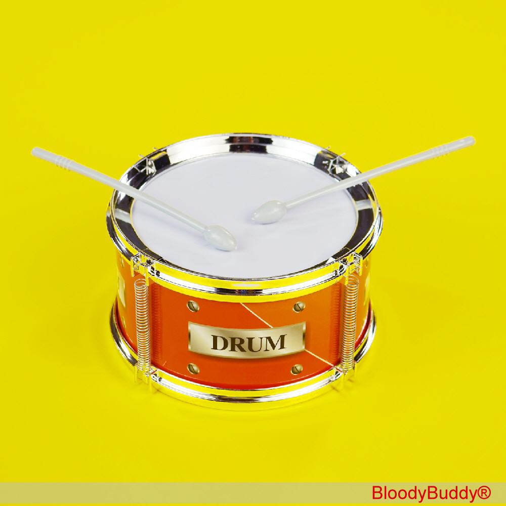 Kindertrommel mit Sticks