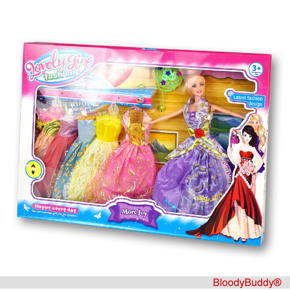 Puppe Fashiongirl mit Kleidern