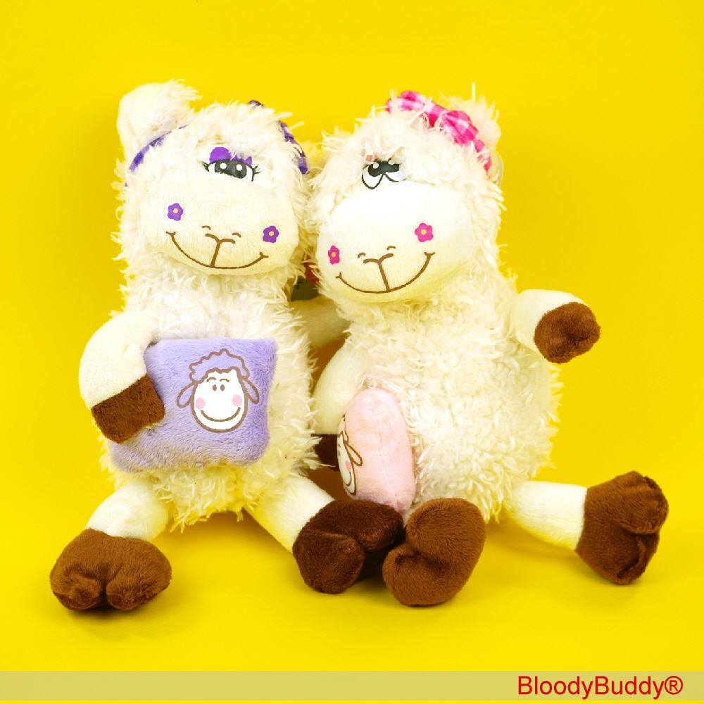 Pl&uuml;sch-Schaf mit Kissen